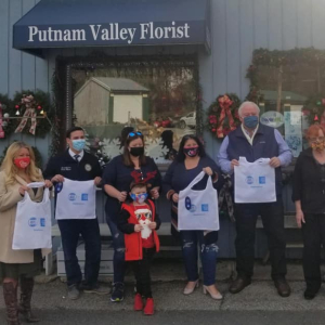 holiday retail tour, putnam valley flower shop